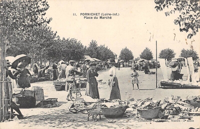 Carte postale ancienne Pornichet - Place Du Marche à Pornic