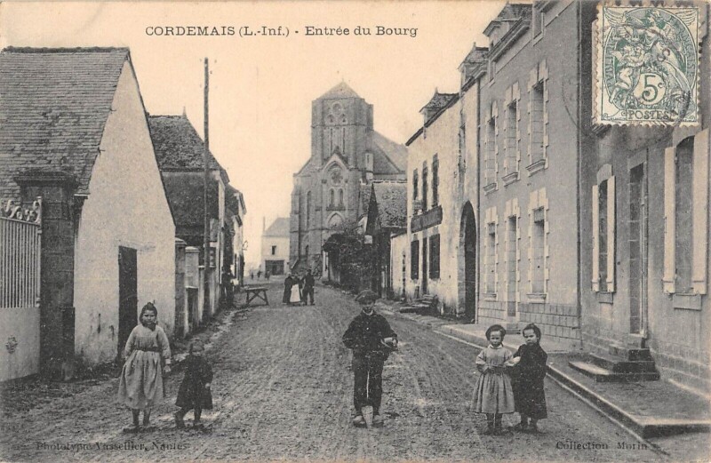 Carte postale ancienne Cordemais - Entree Du Bourg à Cordemais