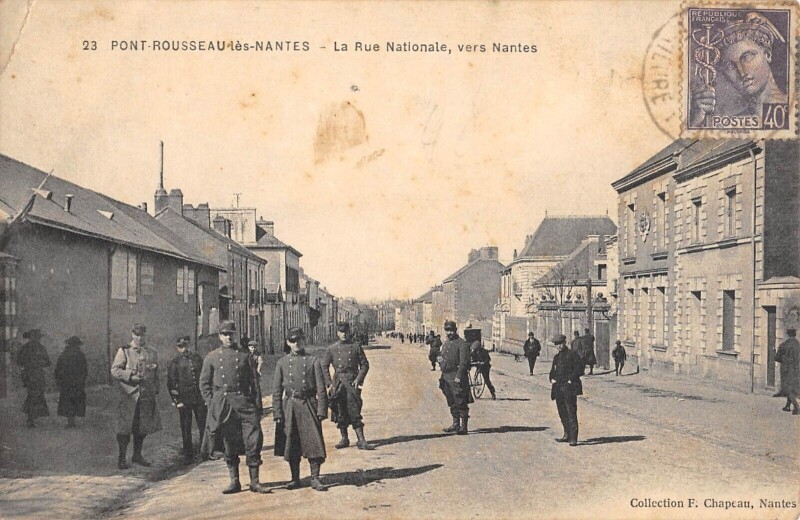Carte postale ancienne Pont Rousseau Les Nantes - La Rue Nationale Vers Nantes à Nantes