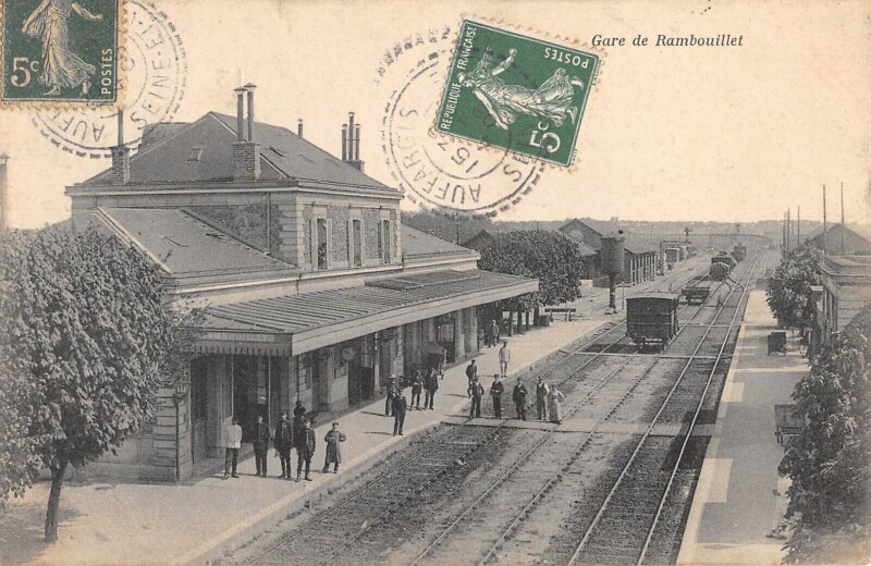 Carte postale ancienne Gare De Rambouillet / Train à Rambouillet