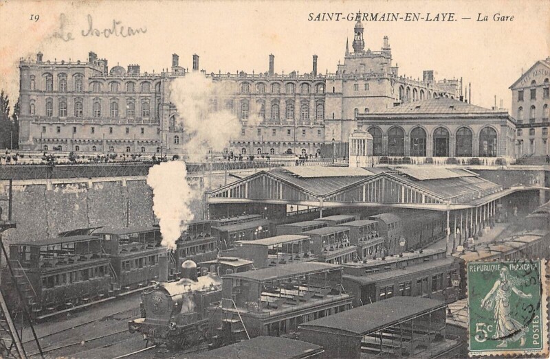 Carte postale ancienne Saint Germain En Laye - La Gare - Train à Saint-Germain-en-Laye