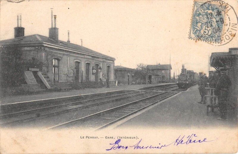 Carte postale ancienne Le Perray - La Gare - Interieur - Train