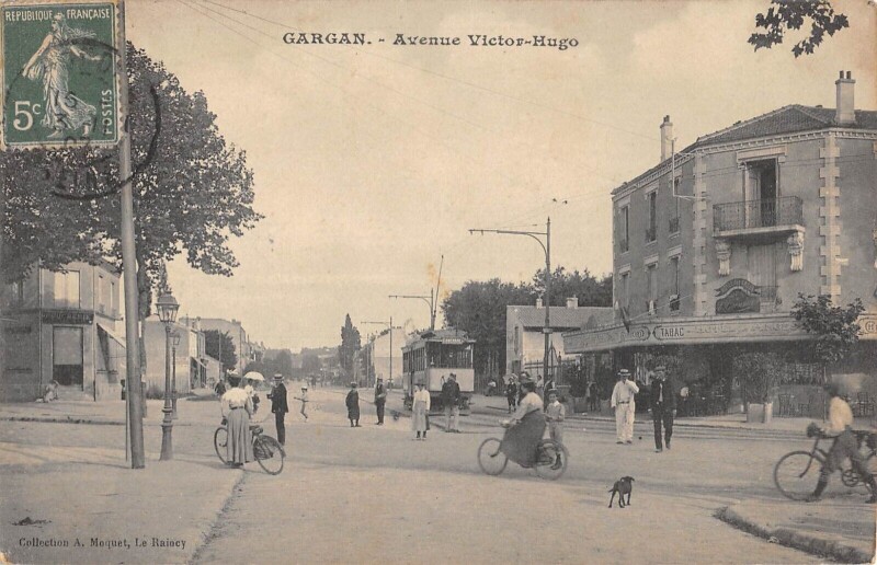 Carte postale ancienne Gargan - Avenue Victor Hugo