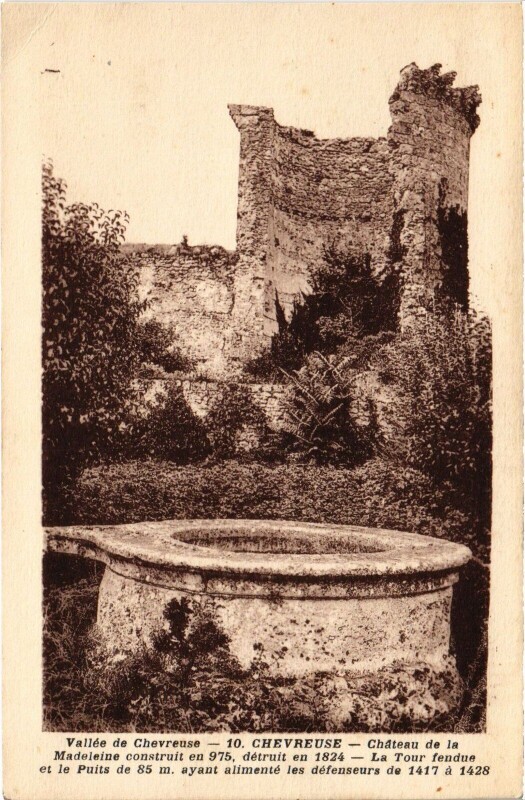 Carte postale ancienne Chevreuse Chateau de la Madeleine à Chevreuse