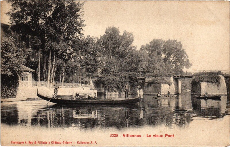 Carte postale ancienne Villennes-sur-Seine Le Vieux Pont à Villennes-sur-Seine