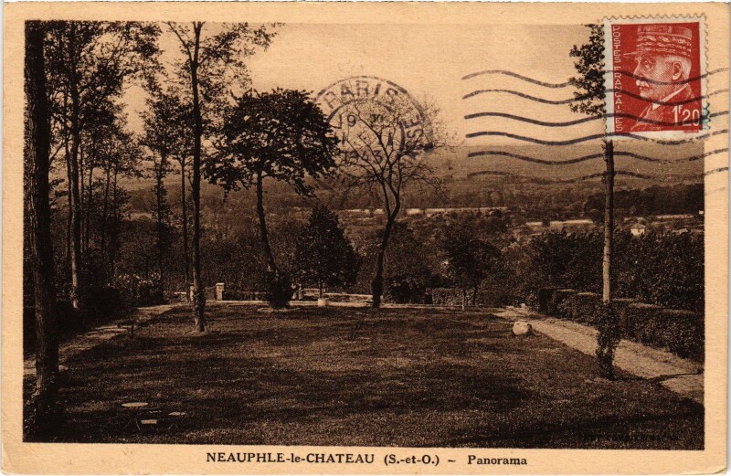 Carte postale ancienne Neauphle-le-Chateau Panorama