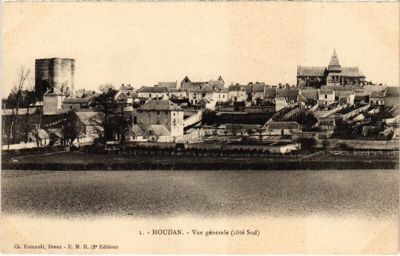 Carte postale ancienne Houdan Vue Generale à Houdan
