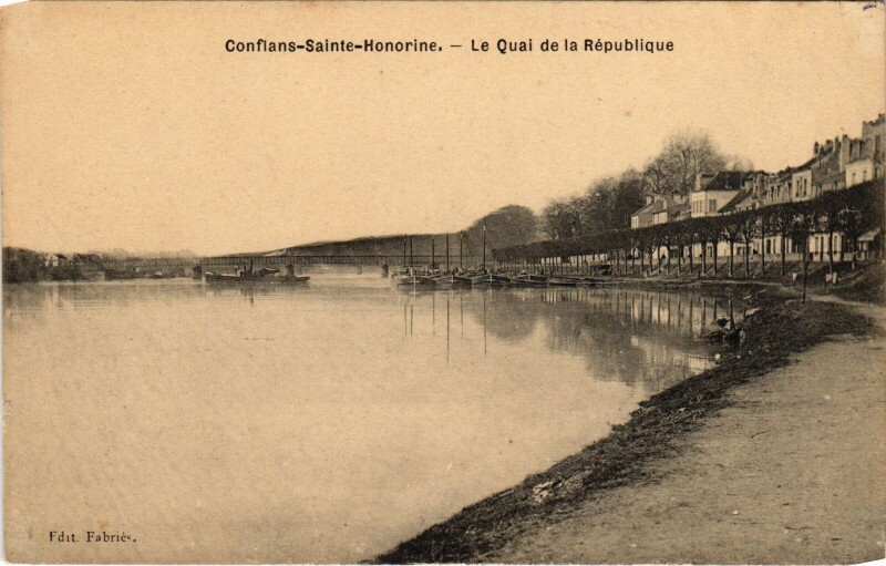 Carte postale ancienne Conflans-Sainte-Honorine Le Quai de la Republique à Conflans-Sainte-Honorine