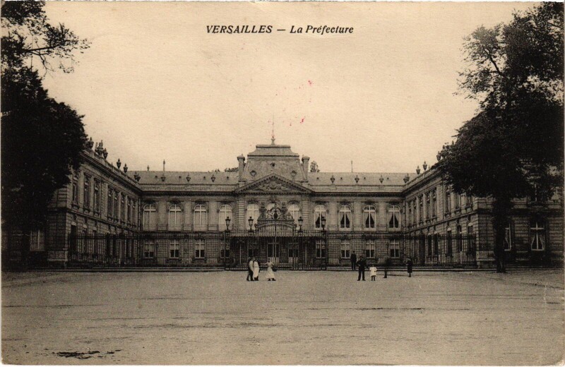 Carte postale ancienne Versailles La Prefecture à Versailles