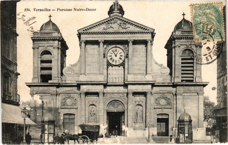 Carte postale ancienne Versailles Paroisse Notre-Dame à Versailles