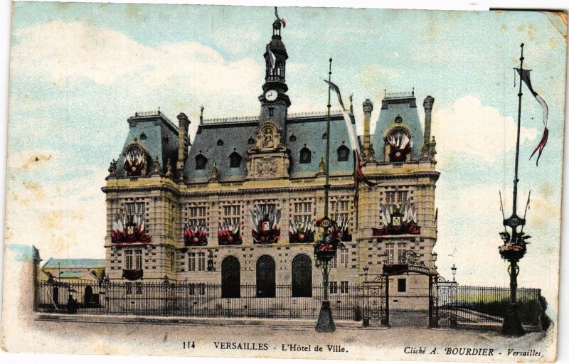Carte postale ancienne Versailles Hotel de Ville à Versailles