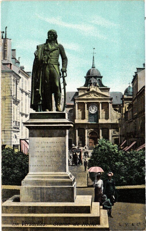 Carte postale ancienne Versailles Statue de Hoche à Versailles