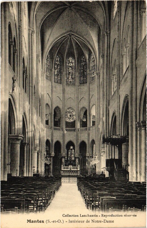 Carte postale ancienne Mantes-la-Jolie Interieur de Notre-Dame à Mantes-la-Jolie