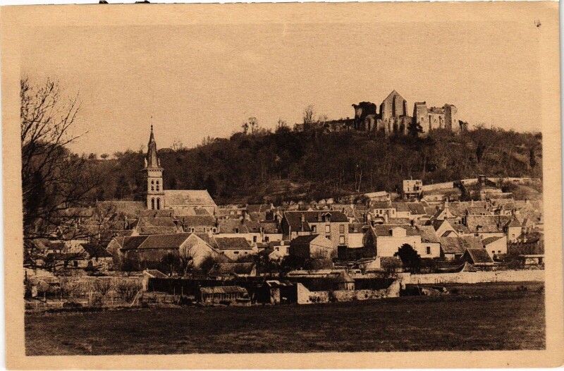 Carte postale ancienne Chevreuse Chateau de la Madeleine - Vue Generale à Chevreuse