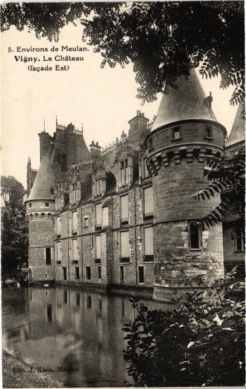 Carte postale ancienne Vigny Chateau - Facade Est