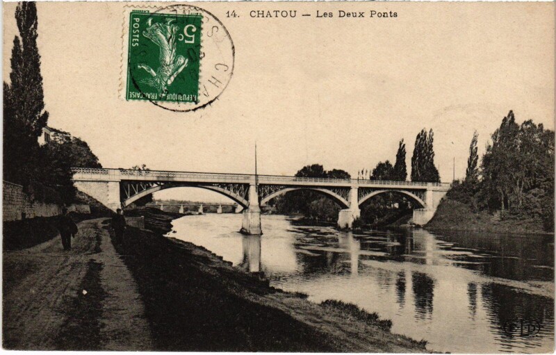 Carte postale ancienne Chatou Les Deux Ponts à Chatou