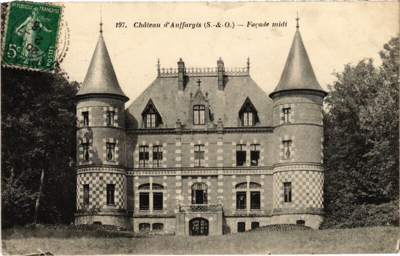 Carte postale ancienne Chateau d'Auffargis - Facade Midi à Auffargis