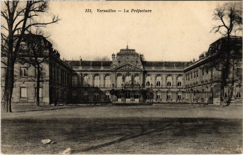 Carte postale ancienne Versailles La Prefecture à Versailles