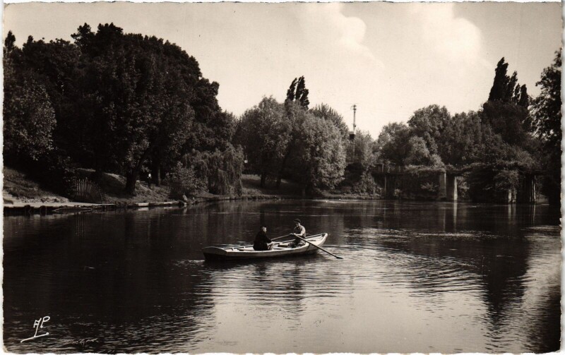 Carte postale ancienne Villennes-sur-Seine Le Vieux Pont à Villennes-sur-Seine