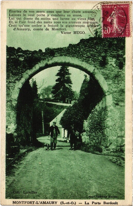 Carte postale ancienne Montfort-l'Amaury La Porte Bardoult à Montfort-l'Amaury