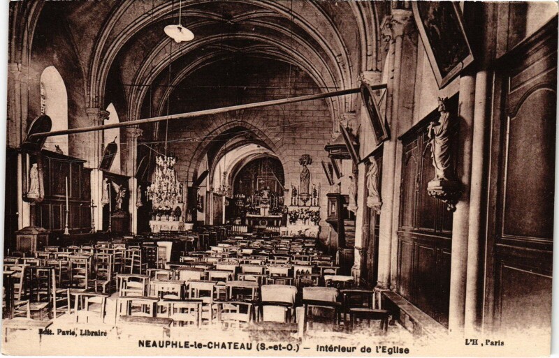 Carte postale ancienne Neauphle-le-Chateau Interieur de l'Eglise