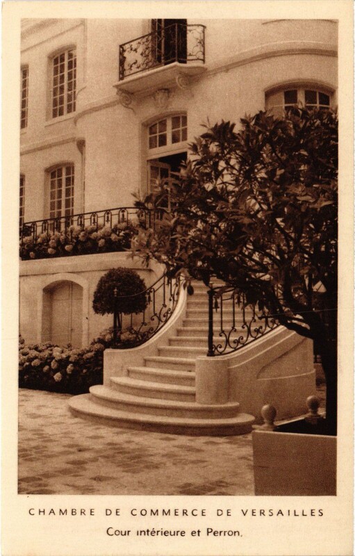 Carte postale ancienne Versailles Chambre de Commerce - Cour Interieure et Perron à Versailles