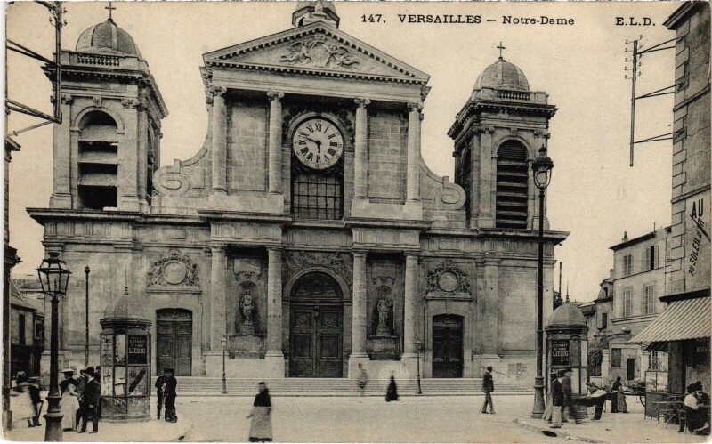 Carte postale ancienne Versailles Notre-Dame à Versailles