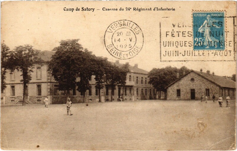Carte postale ancienne Versailles Camp de Satory - Caserne du 24. Regiment d'Infanterie à Versailles