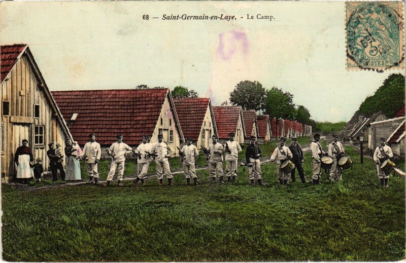 Carte postale ancienne Saint-Germain-en-Laye Le Camp à Saint-Germain-en-Laye