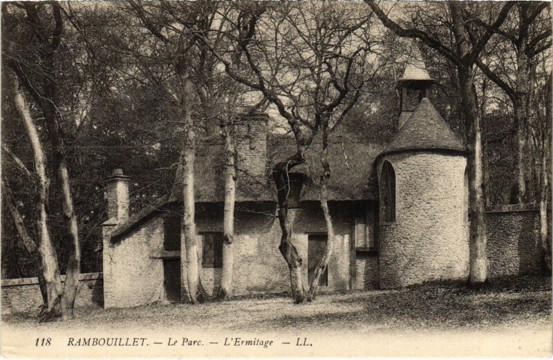 Carte postale ancienne Rambouillet Le Parc - L'Ermitage à Rambouillet