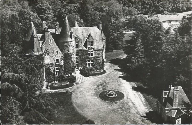 Carte postale ancienne Le Château de la Chenuère à Ruillé-en-Champagne