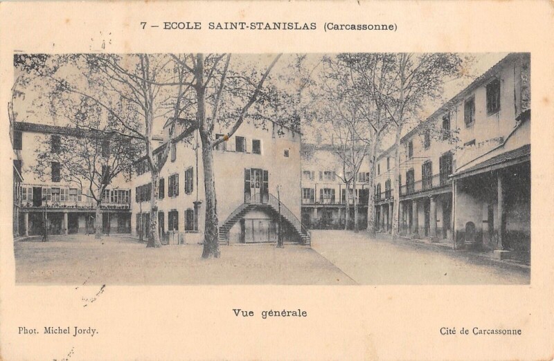 Carte postale ancienne Carcassonne - Ecole Saint Stanislas - Vue Generale à Carcassonne