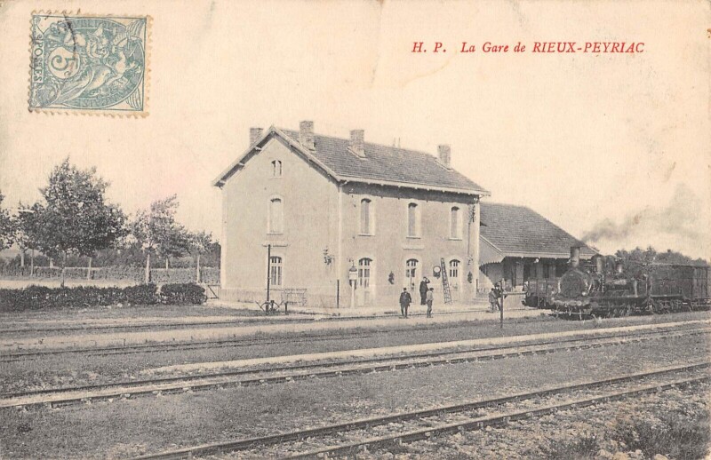 Carte postale ancienne La Gare De Rieux Peyriac - Train En Gare