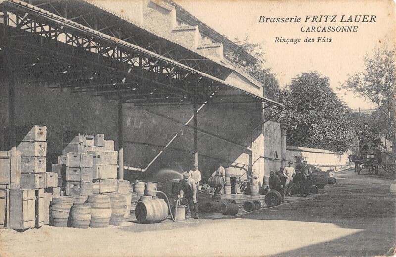 Carte postale ancienne Carcasonne - Brasserie Fritz Lauer - Rincage Des Futs - Commerce