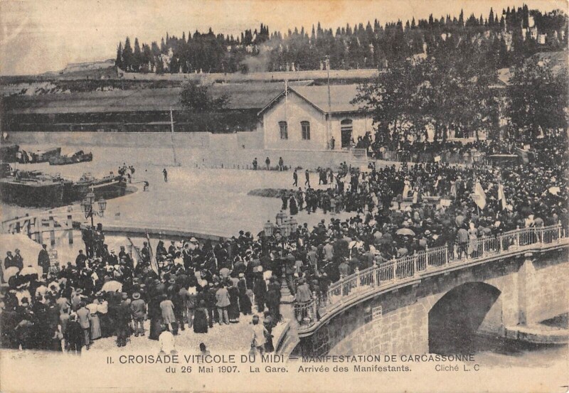 Carte postale ancienne Carcassonne - Croisade Viticole Du Midi - 26 Mai 1907 - La Gare Arrivee D à Carcassonne