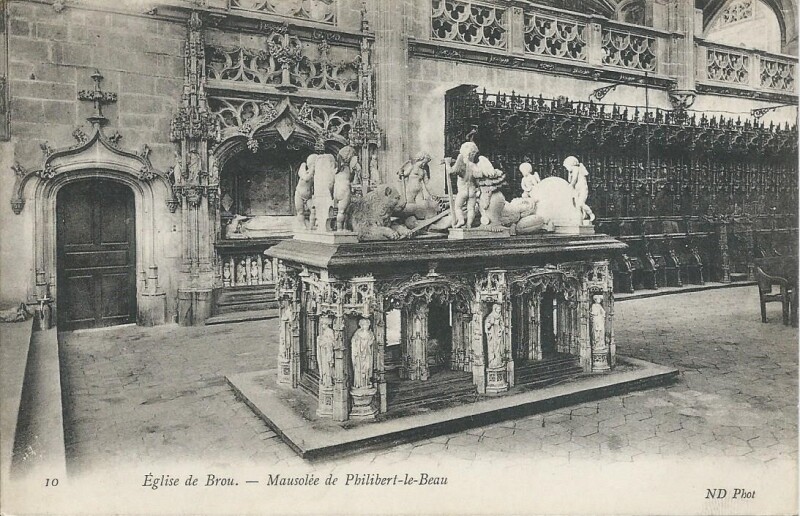 Carte postale ancienne Eglise de Brou - Mausolée de Philibert le Beau à Bourg-en-Bresse