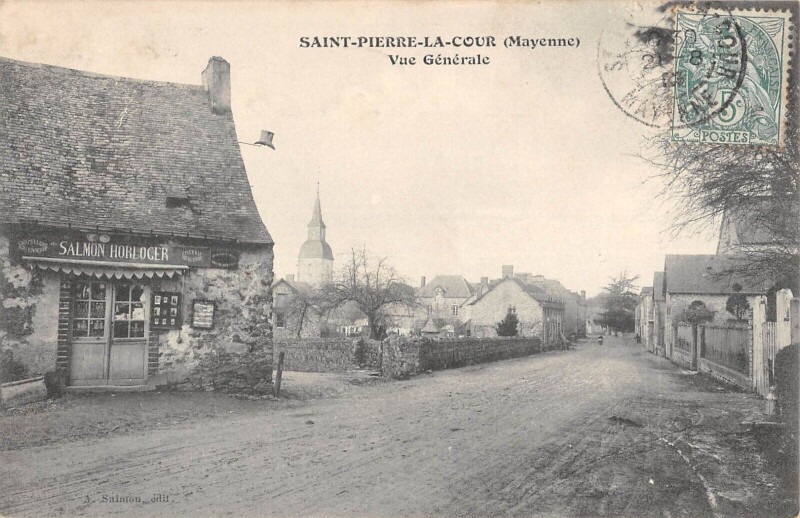 Carte postale ancienne Saint Pierre La Cour - Vue Generale à Saint-Pierre-la-Cour