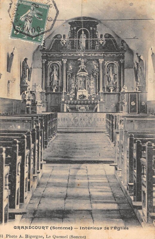 Carte postale ancienne Grandcourt - Interieur De L'Eglise - cliché rare à Grandcourt