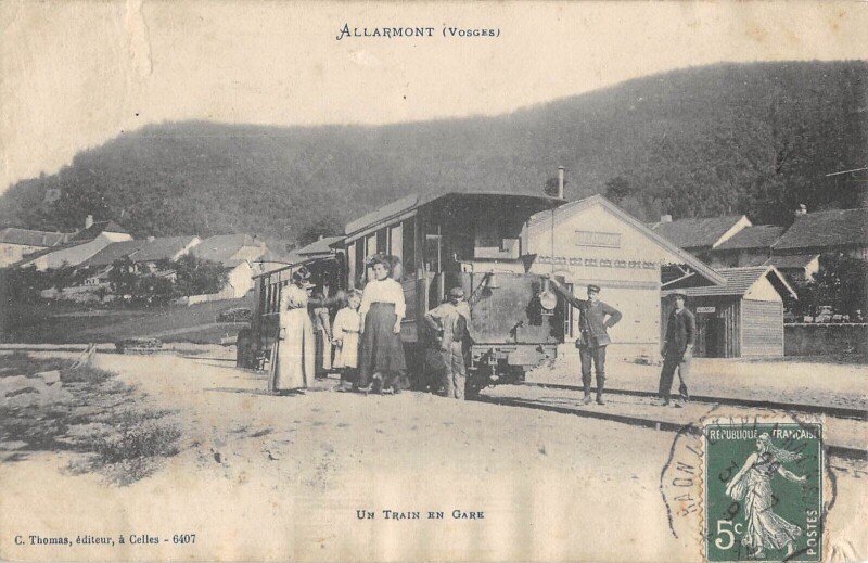 Carte postale ancienne Allarmont - Un Train En Gare à Allarmont