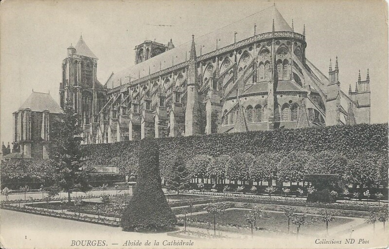 Carte postale ancienne Abside de la Cathédrale à Bourges