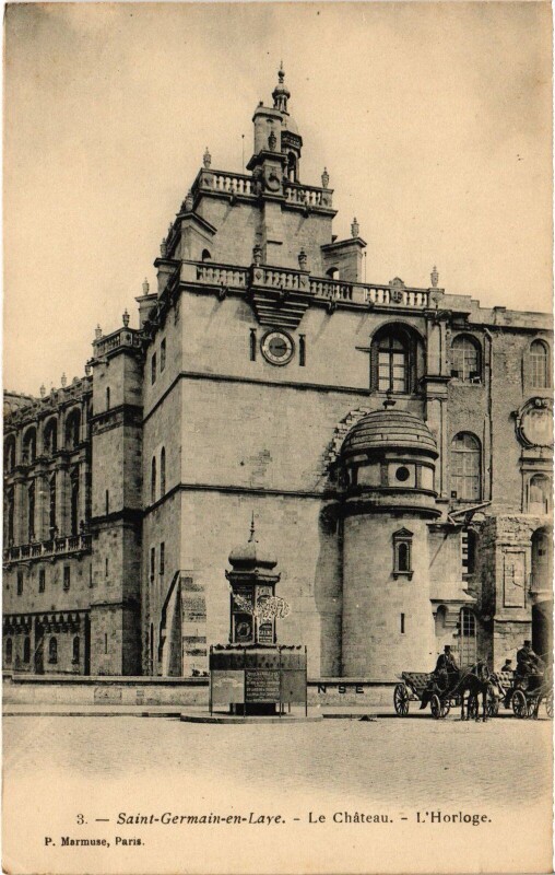 Carte postale ancienne St Germain en Laye Chateau Horloge