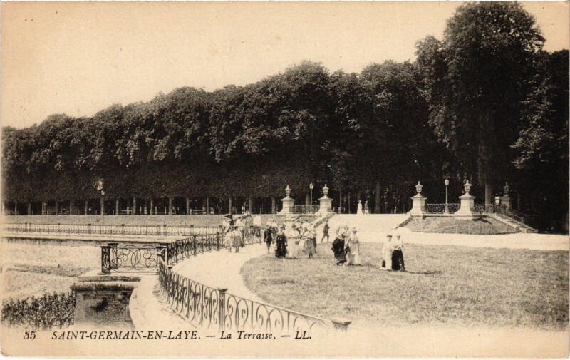 Carte postale ancienne St Germain en Laye La Terrasse