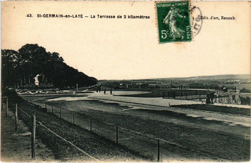 Carte postale ancienne St Germain en Laye La Terrasse