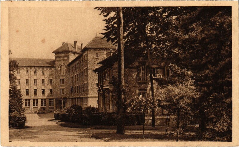 Carte postale ancienne St Germain en Laye Ecole Normale d'Institutrices