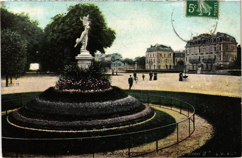 Carte postale ancienne St Germain en Laye Allee Henri Ii