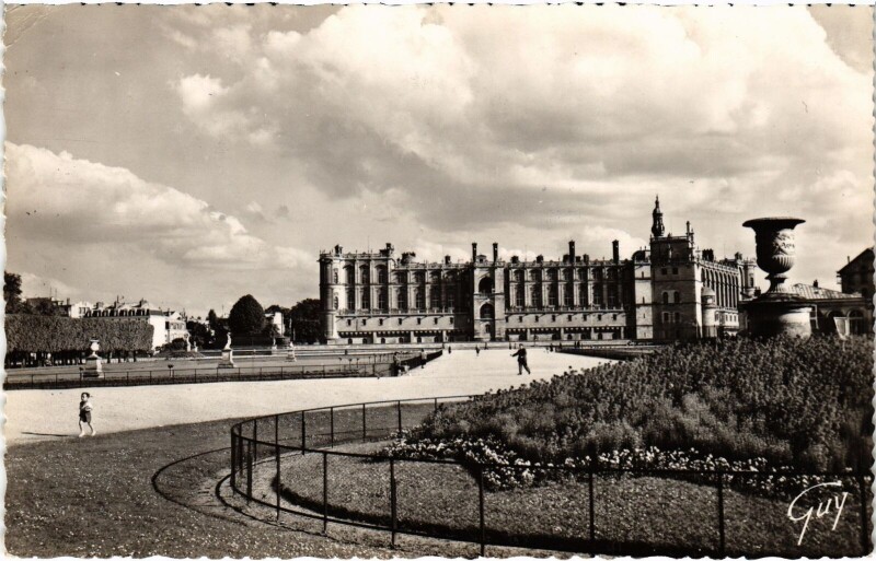 Carte postale ancienne St Germain en Laye Les Jardins