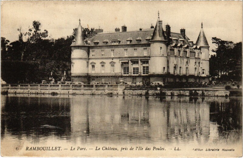 Carte postale ancienne Rambouillet Chateau à Rambouillet