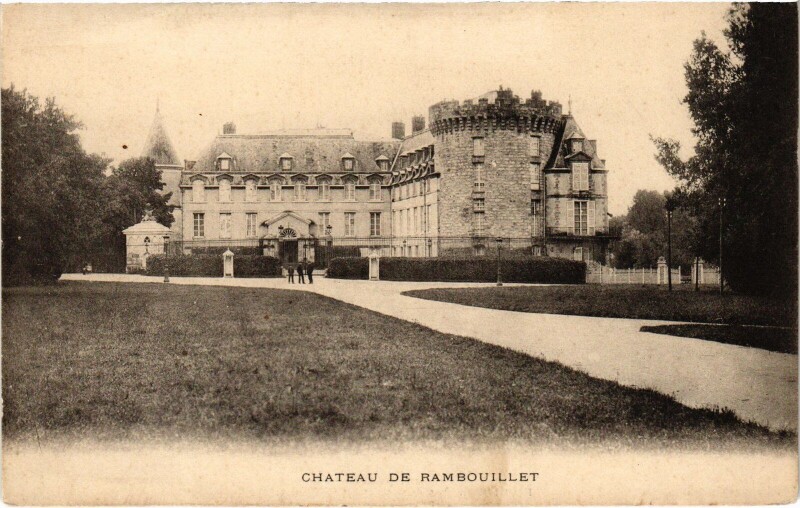 Carte postale ancienne Rambouillet Le Chateau à Rambouillet