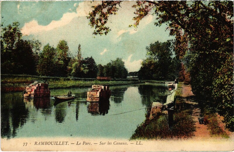 Carte postale ancienne Rambouillet Le Parc sur les Canaux à Rambouillet