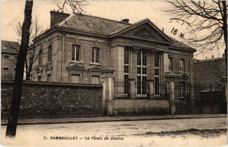 Carte postale ancienne Rambouillet Palais de Justice à Rambouillet